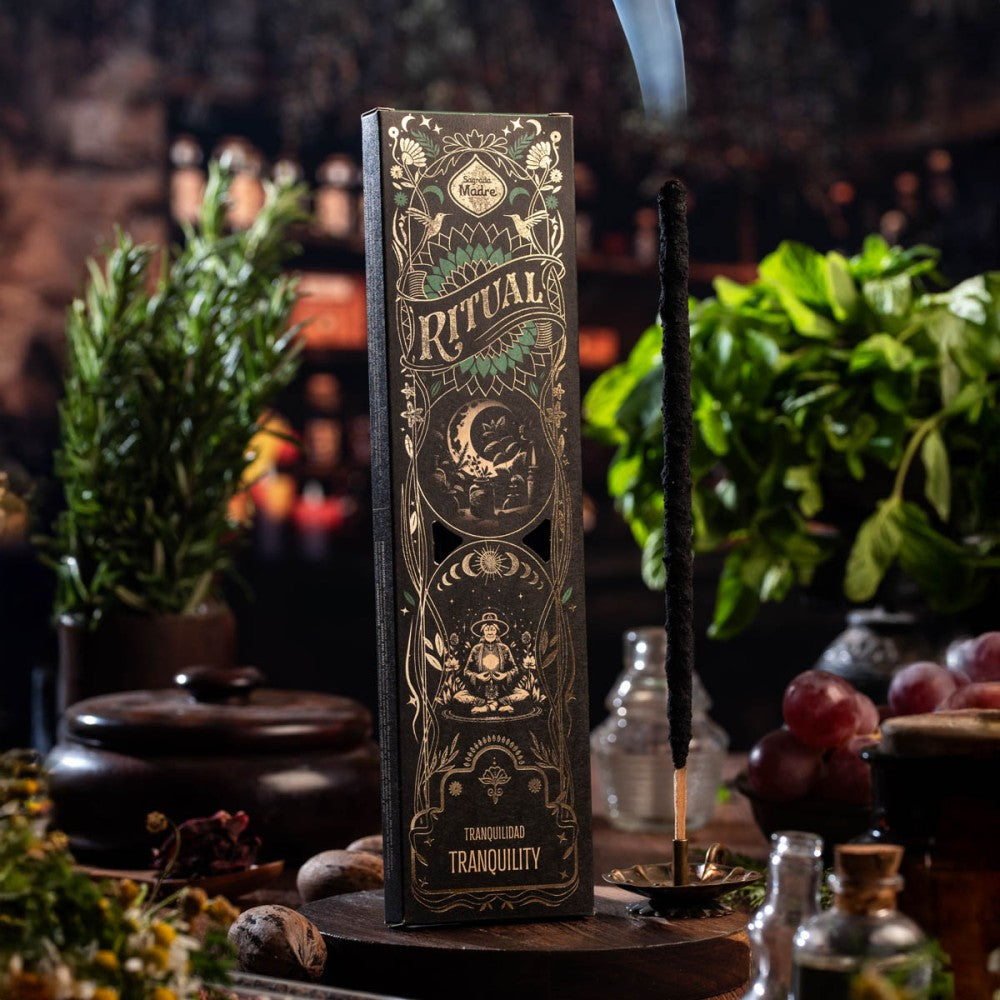 Nieuwe collectie Wild, Wicked and Free: nieuwste producten zoals sieraden, edelstenen, wierook, aura- en roomsprays, kaarsen, boeken, tarot, palo santo, smudgesticks, zoutlampen, suncatchers, pendels, healing wands, giftcards
