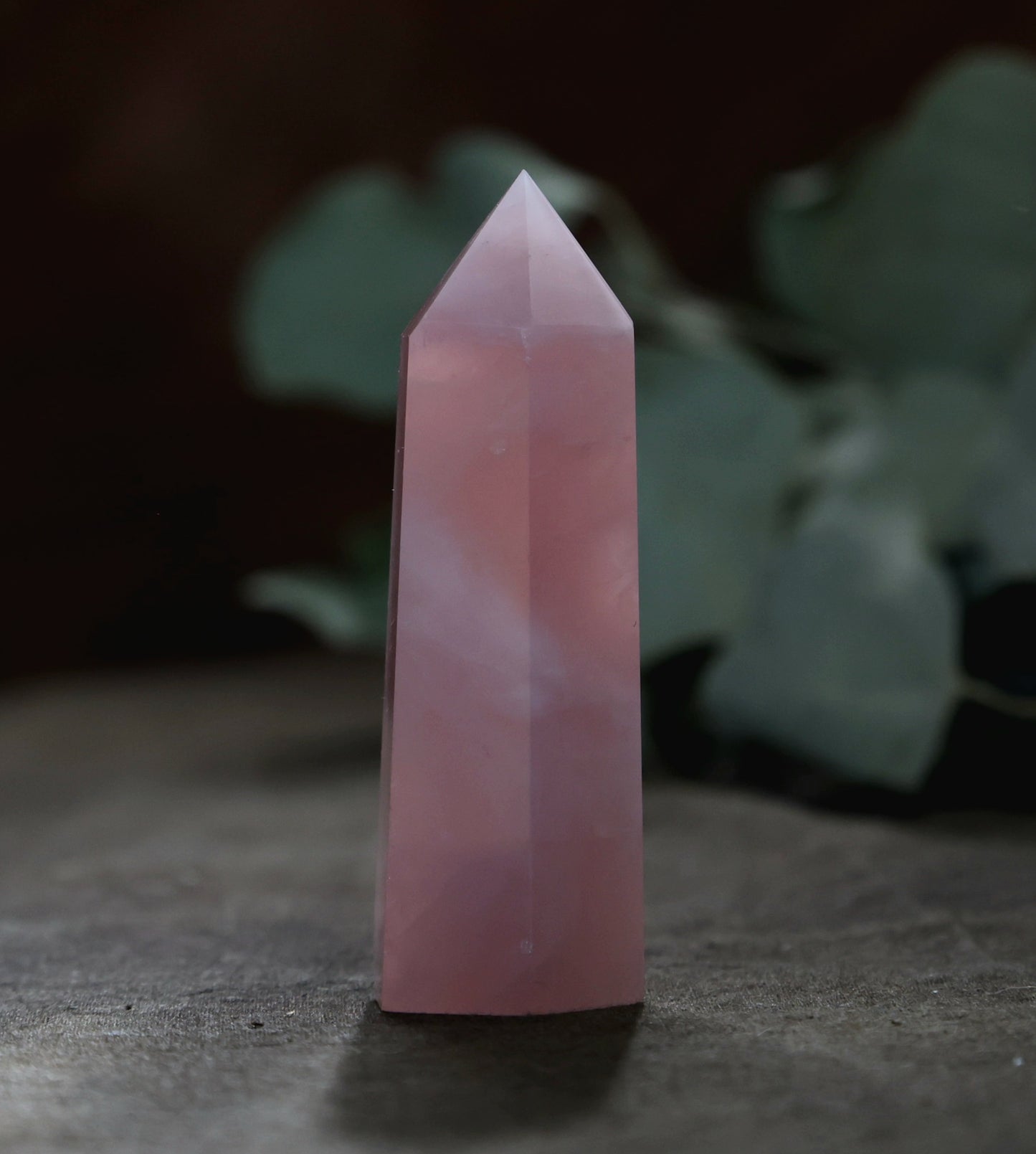 Obélisque de quartz rose