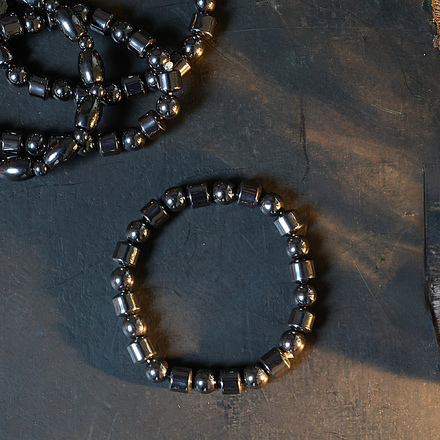 Ontdek de Kracht van de Hematiet Armband