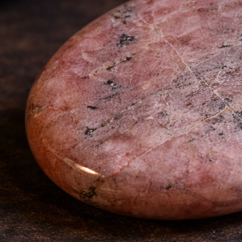 rhodoniet steen close up