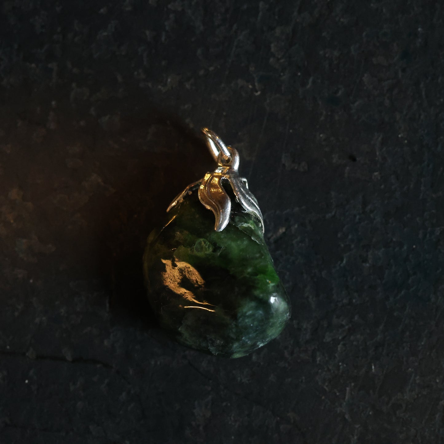 Jade Hanger