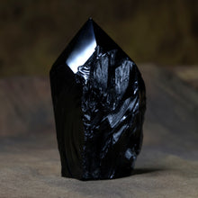 Lade das Bild in den Galerie-Viewer, Obsidiaan zwart magische steen wicca
