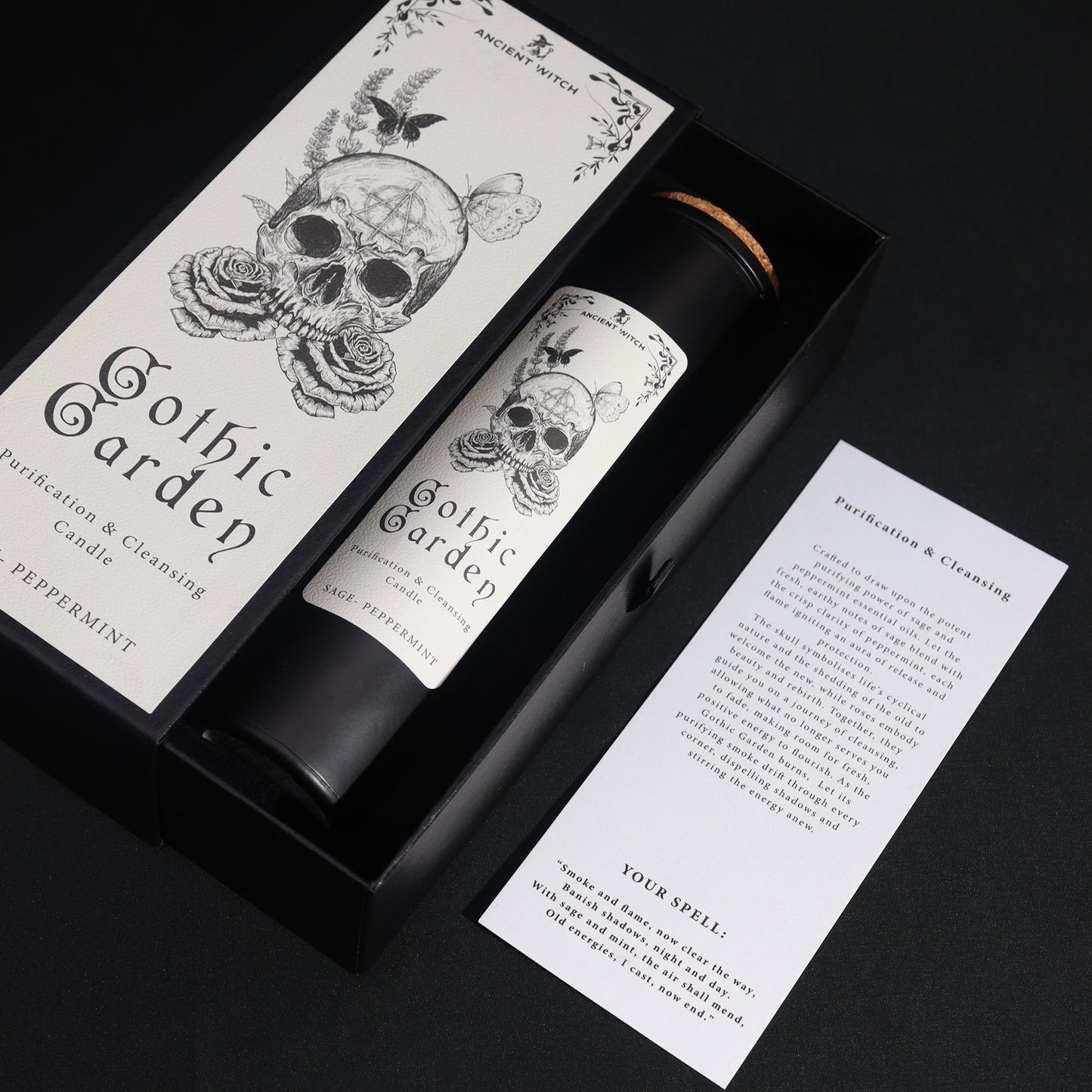 Laat los wat je niet langer dient en verwelkom frisse energie met de Gothic Garden Candle – Cleansing Purification van Ancient Witch. Met de verkwikkende geur van salie &amp; pepermunt 