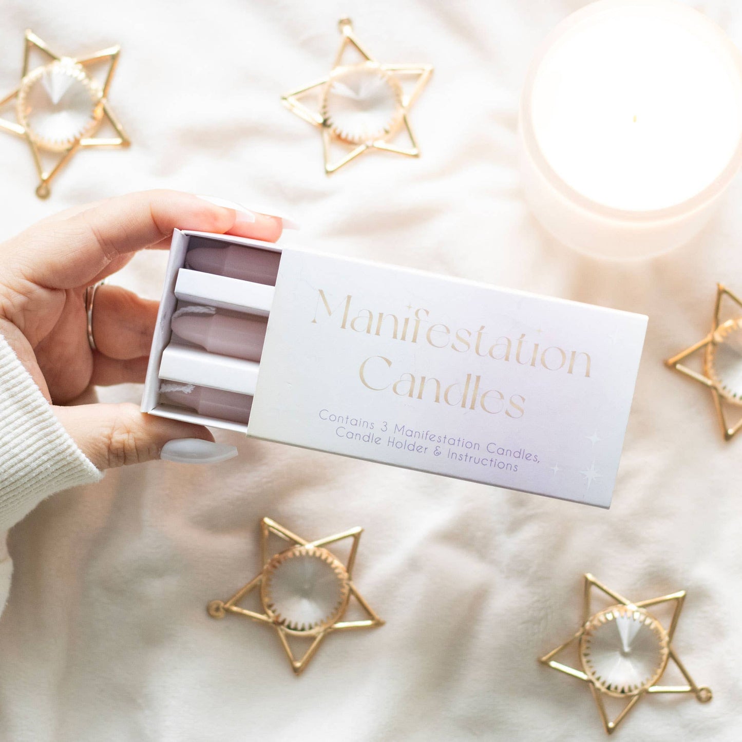 Set van drie lichtroze spreukkaarsen in luciferdoos – manifestatiekaarsen voor rituelen.