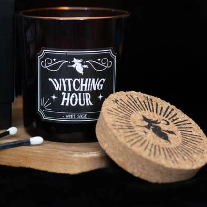 witching hour kaars closeup