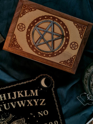 Pentagram tarot doos