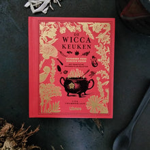 Lade das Bild in den Galerie-Viewer, De wicca keuken, boeken, wild wicked and free
