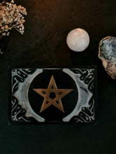 Load image into Gallery viewer, Zeepsteen tarotdoos pentagram
