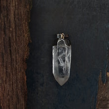 Load image into Gallery viewer, Bergkristal hanger sieraad zilver
